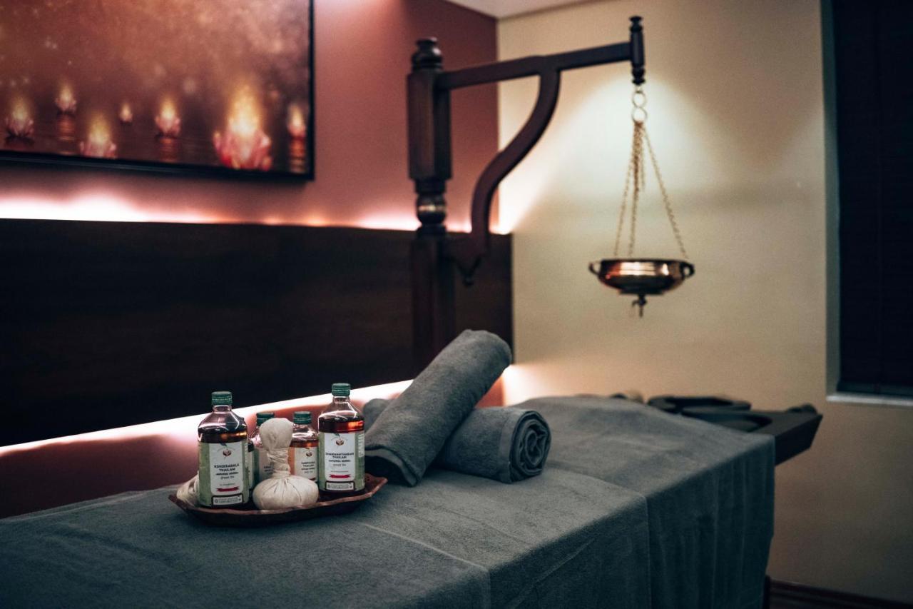 ホテル Retrieve Health & Wellness Kochi エクステリア 写真